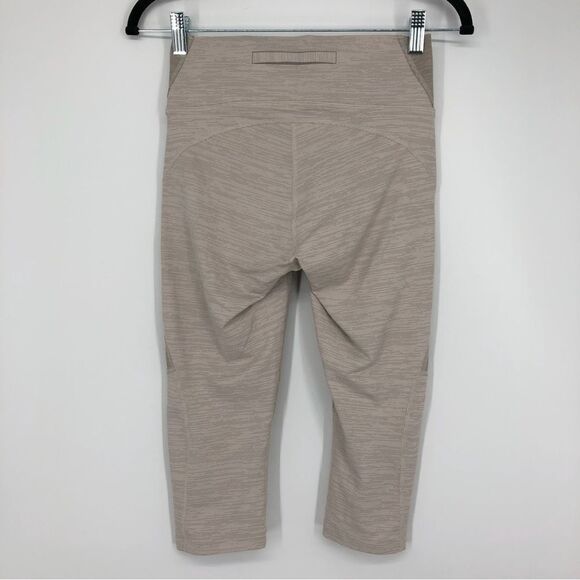 Outdoor Voices Tech Sweat Capri Leggings Two Tone Coyote Atmosphere Size S - Picture 7 of 11